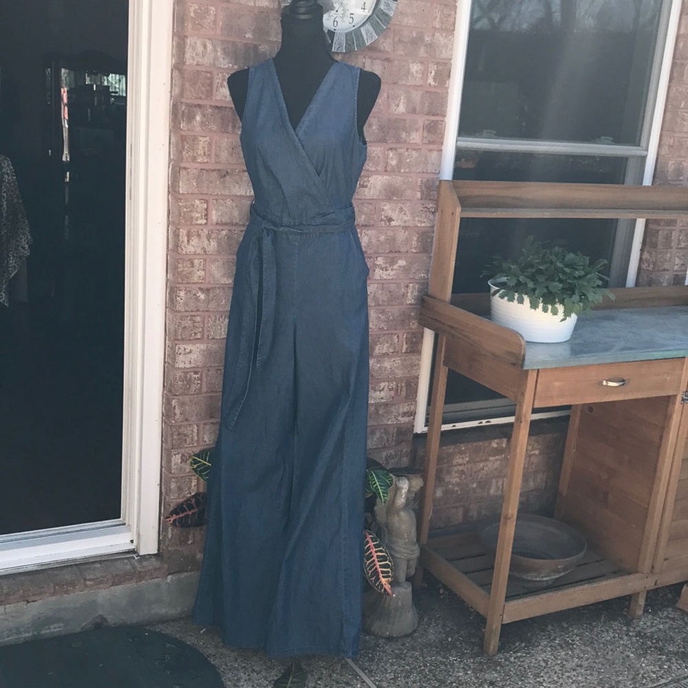 Gianni Bini Blue Denim Jumpsuit NWT Size Small
